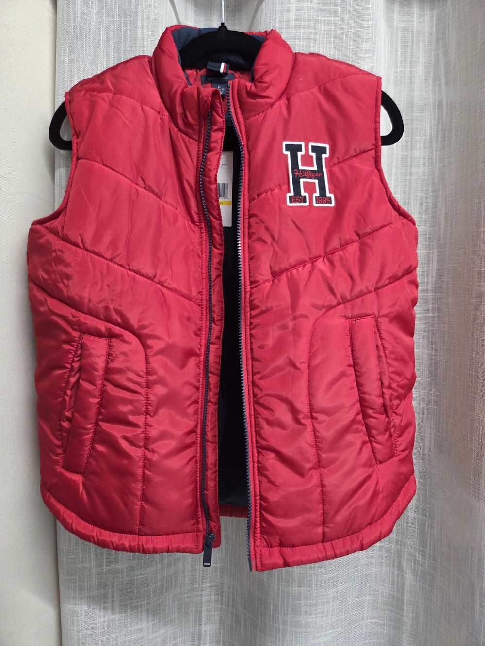 NWT Tommy Hilfiger Boys Puffer Vest Sporty Preppy Americana Size L